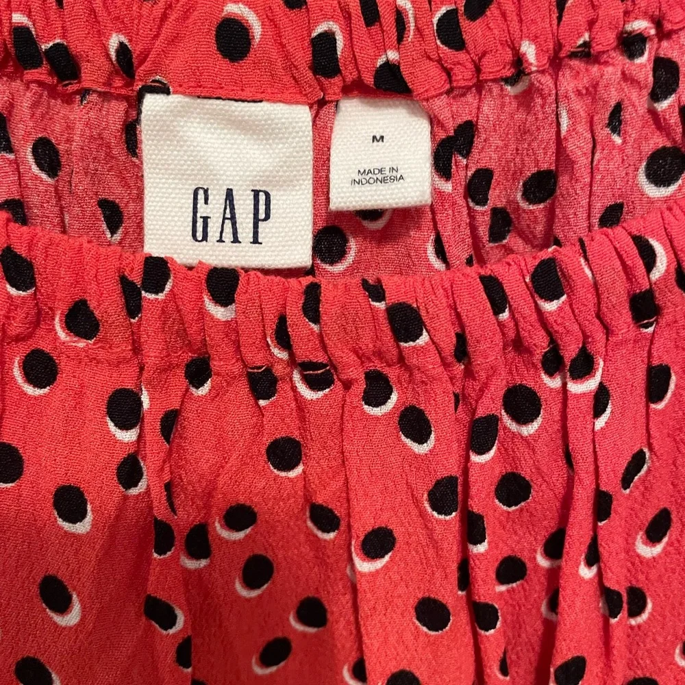 GAP Top - Picture 2 of 4